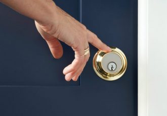 LEVEL TOUCH SMART LOCK01